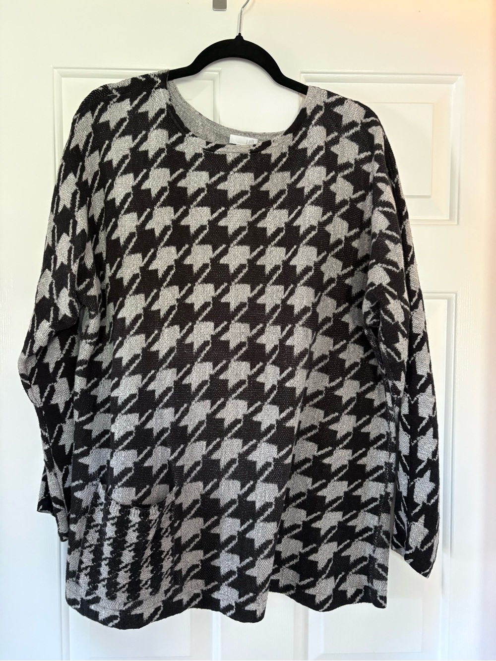 J.Jill Black and Gray Houndstooth Knit Sweater size 1x